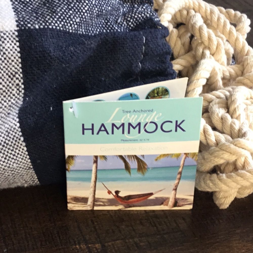 NWT Outdoor blue and Cream Hammock 32” x 78” never used plaid pattern summer